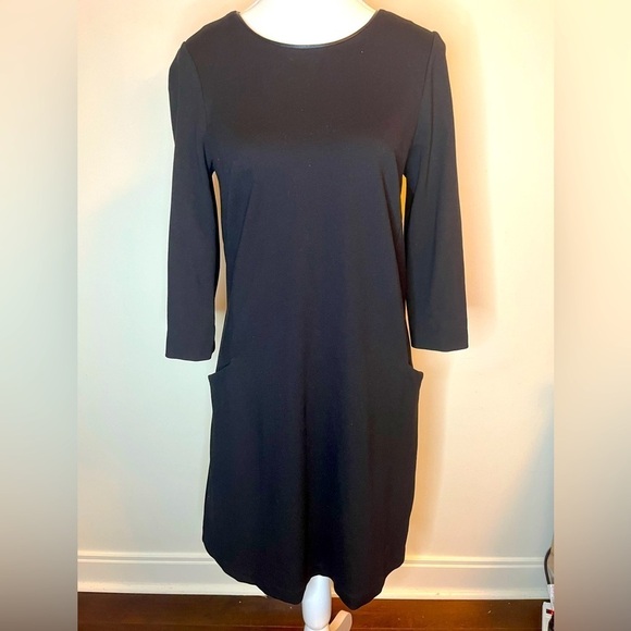 ⭐️ Reitman's black dress with pockets- size small - Picture 7 of 13